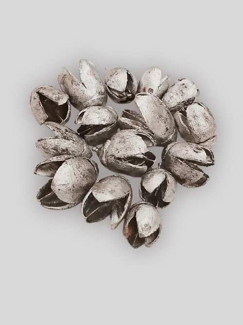 Bakuli ezüst színben