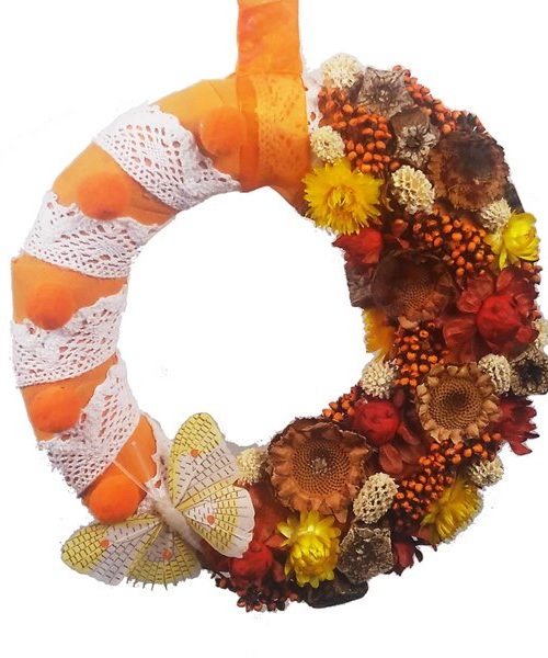 Csipkés-lepkés ajtódísz